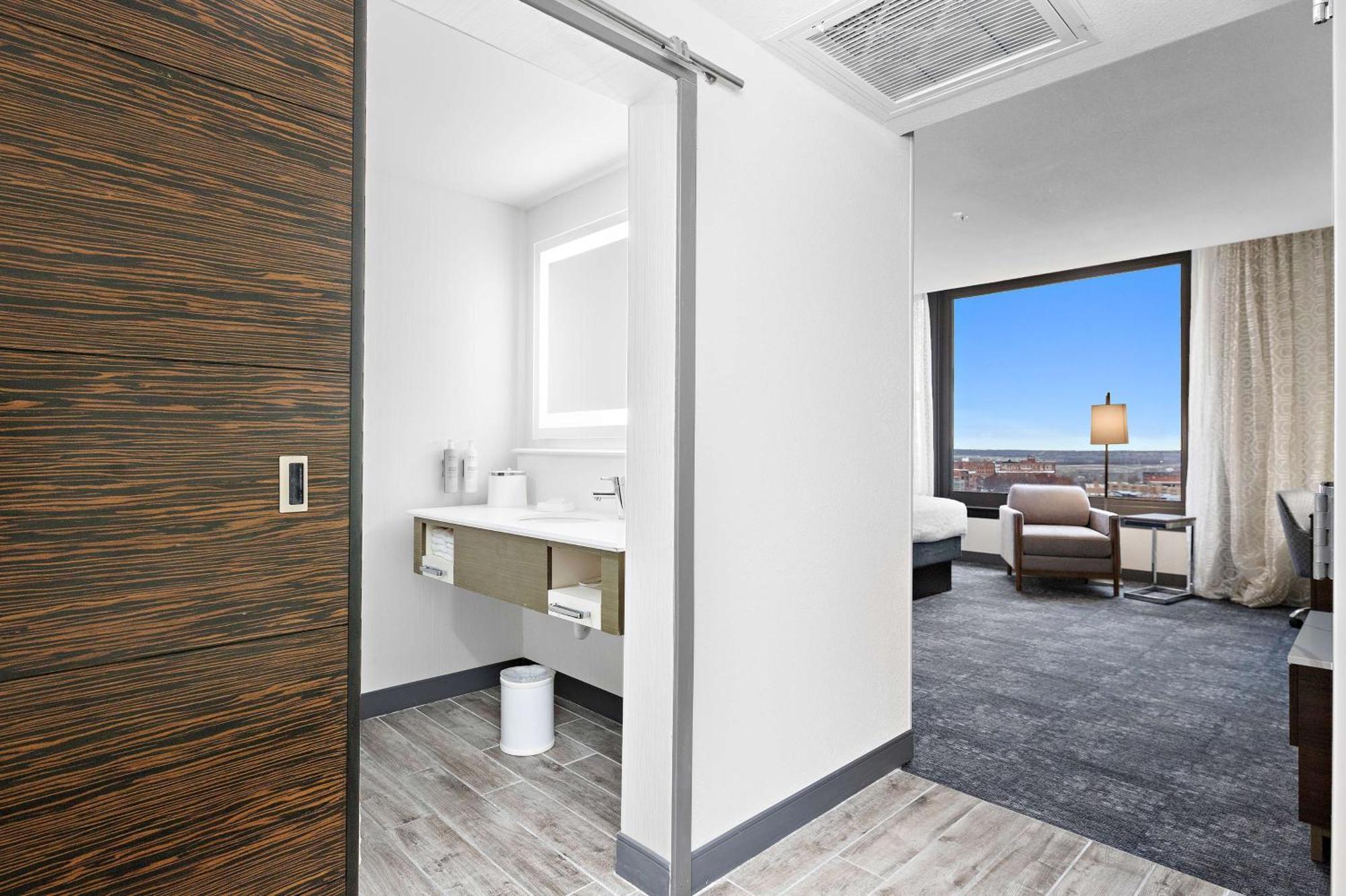 Hampton Inn Kansas City - Downtown Financial District Zewnętrze zdjęcie