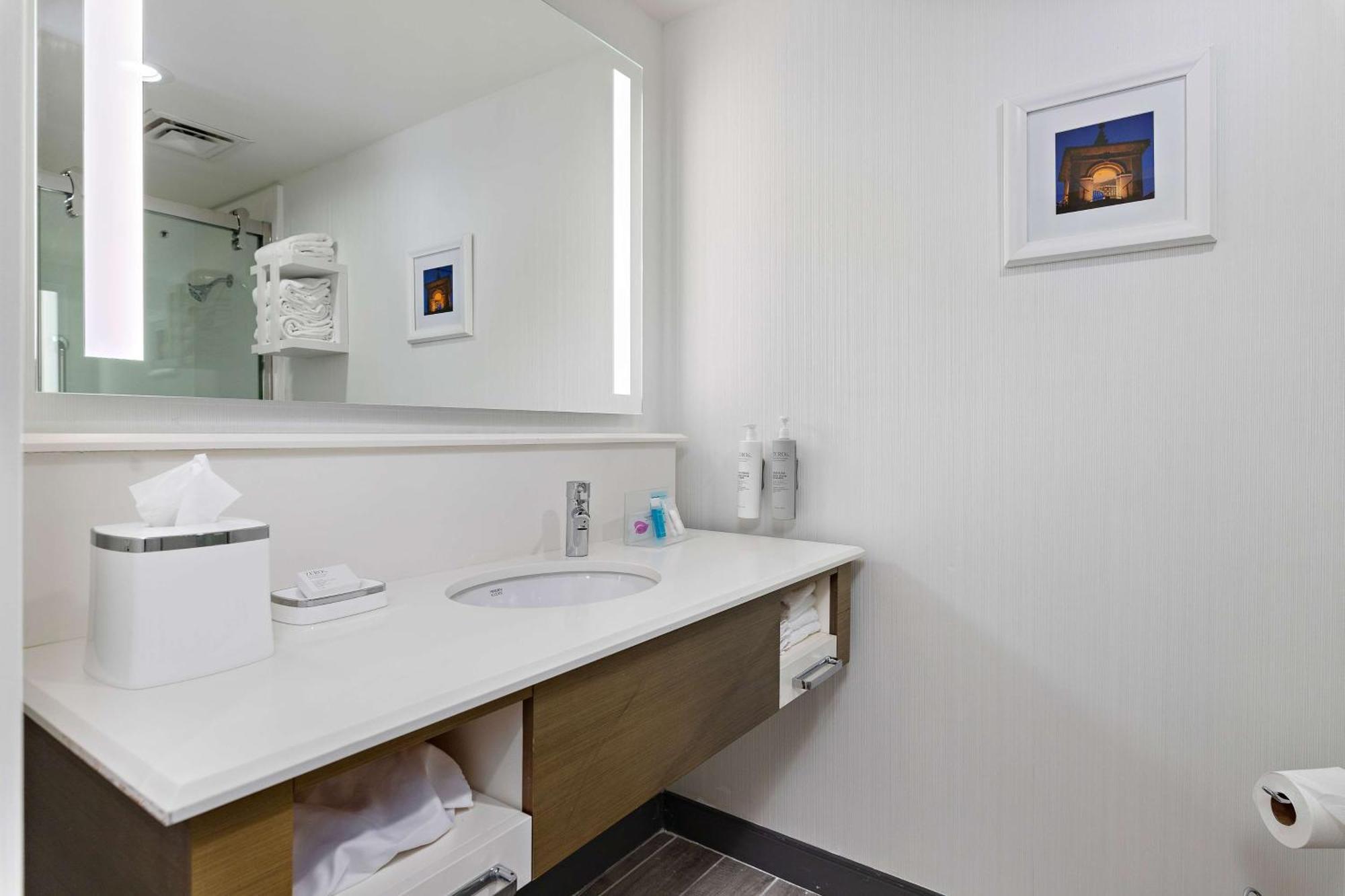 Hampton Inn Kansas City - Downtown Financial District Zewnętrze zdjęcie